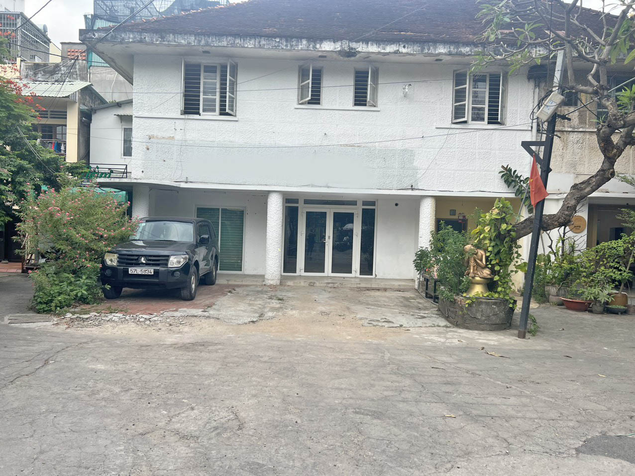 Cho thuê MC Mặt Tiền Đường Tú Xương P VTS Q3